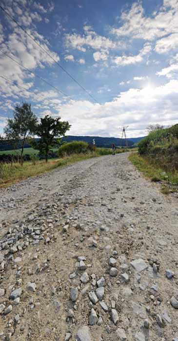 Multi kulti Snietnica Blechnarka Nižná olianka, 42 km Cieľová skupina Grupa docelowa začiatočníci až pokročilí od początkujących do zaawansowanych sport revýšenie tam/späť Różnica wysokości tam/z