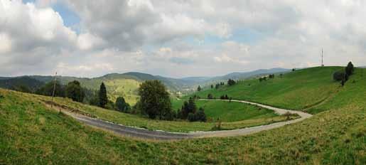 odtatranské výhľady Ždiar Osturňa JurgÓw odspády, 24,5 km Cieľová skupina Grupa docelowa SORT revýšenie tam/späť Różnica wysokości tam/z powrotem ovrch / Nawierzchnia pokročilí zaawansowani 723/568