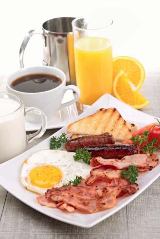 PODAWANIE POTRAW Rozdział 2. Śniadanie wiedeńskie W skład śniadania wiedeńskiego, poza zestawem kontynentalnym, wchodzą dodatkowo: jajko po wiedeńsku, kawa ze śmietanką.