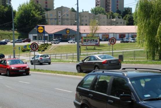 Format: 6 x 3 Typ: standard Oświetlenie: lampy uliczne Miasto: Lublin Opis: - bardzo duży ruch samochodowy - ulica wyjazdowa w kierunku Zalewu Zemborzyckiego -