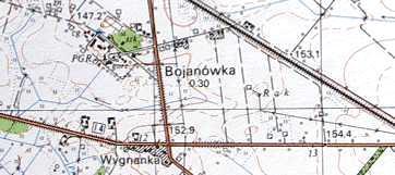 Ryc. 78. Zespół folwarczny w Bojanówce. (Kolorem czerwonym oznaczono lokalizację zabudowań folwarcznych, stan w1980 roku, nr mapy 142.01).