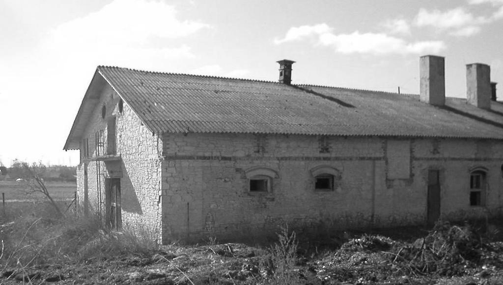 W trakcie użytkowania budynku przez RSP Jabłonna w budynku wymieniono istniejące drewniane stropy na prefabrykowane typu T-27 oraz częściowo na stropy Kleina, wykonano nowe ścianki działowe oraz