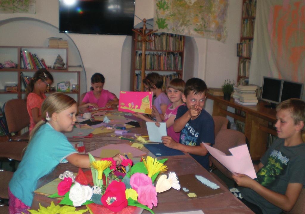 origami, karigami, plastopianka, kwiatki z krepy, maski z talerzy, papierowa wiklina