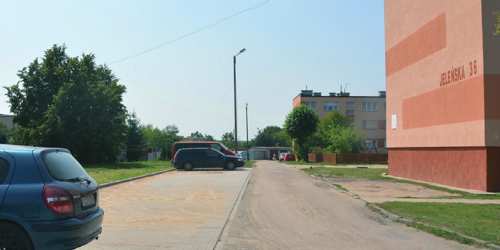 W trakcie są także prace przy budowie chodnika na ul. Polnej za niespełna 74 tys. zł. W najbliższym czasie planowane jest rozpoczęcie prac przy przebudowie dróg przyległych do ul.