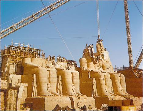 Demontaż świątyni Ramzesa II w Abu Simbel