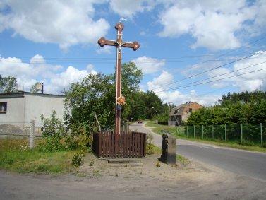 Z REGIONALNEJ PÓŁKI Hamerscy (fragment) Krzysztof Gradowski Łąg J 74 3.1.