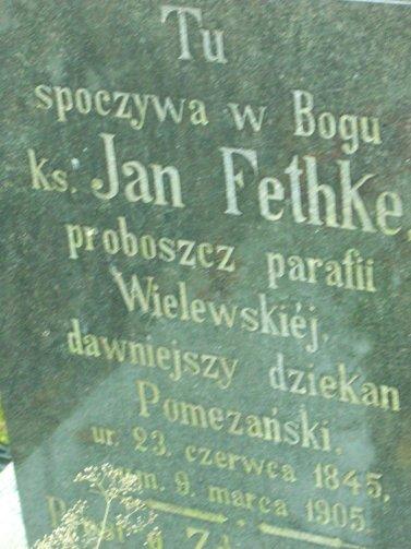 SYLWETKI Ks. Jan Fethke Tomasz Marcin Cisewski Urodził się 23 lipca 1845 r. w miejscowości Zapceń w powiecie chojnickim w rodzinie nauczyciela Andrzeja i Anny z d. Berent.