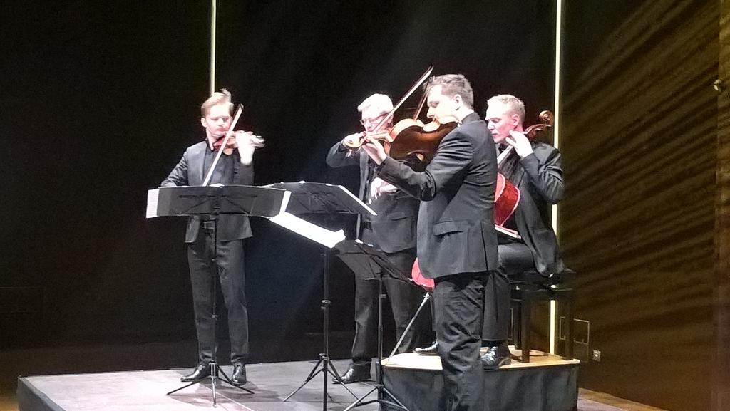 Narodowe Forum Muzyki we Wrocławiu odwiedził znakomity Meccore String Quartet w składzie: Jarosław Nadrzycki skrzypce, Wojciech Koprowski skrzypce, Michał Bryła altówka, Karol Marianowski wiolonczela.