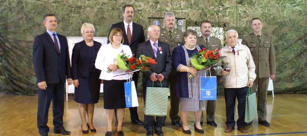 Wpisuje się ono w realizowaną koncepcję pracy szkoły, wzbogaca ofertę edukacyjną i służy podniesieniu poziomu aktywności fizycznej oraz walce z otyłością.