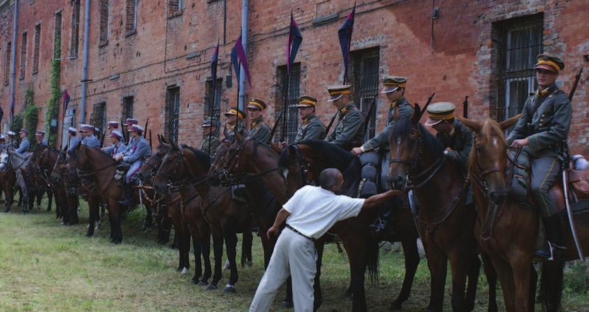 Kolejnym filmowym miejscem w Nowym Dworze Mazowieckim są malownicze ruiny spichlerza, w których powstawały między innymi sceny do