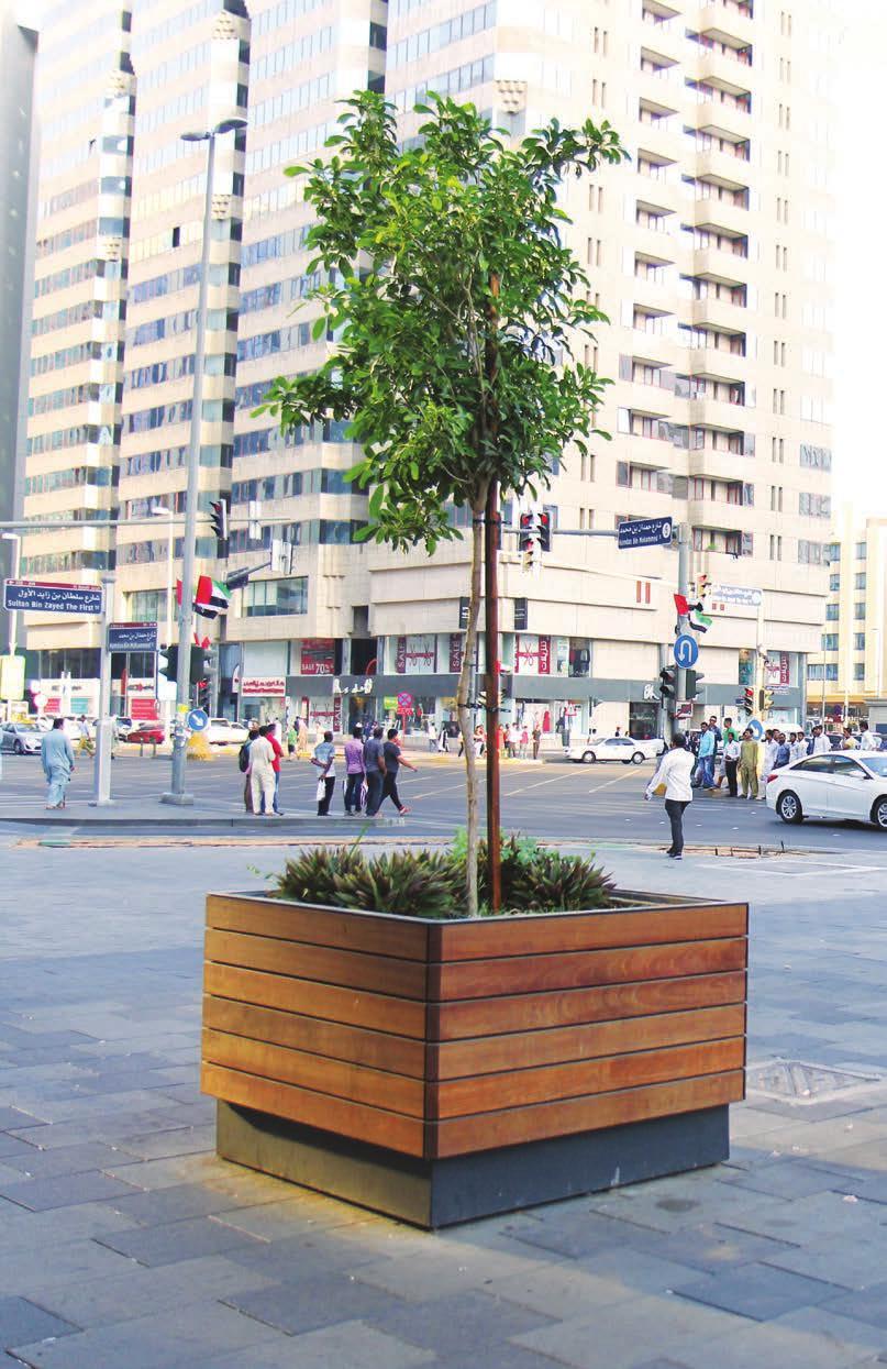 květa NEW 2017 Donica o znaczących wymiarach daje możliwość stworzenia zielonej przestrzeni nawet na publicznych bulwarach czy tłocznych ulicach we wszystkich miejscach, gdzie ciężko o posadzenie