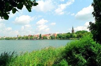 Lipki i Mikołajek Częstochowa Północy Puszcza Pilska, Jezioro Śniardwy do Giżycka Skrzydło Zamku Pokrzyżackiego z XIVw, Most obrotowy na Kanale Łuczańskim, Krzyż