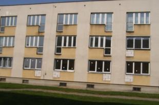 Rezerwat w Polsce Czartowe Pole Szumy nad Tanwią Gry sportowe na boisku Orlik i na sali gimnastycznej Gry i zabawy,