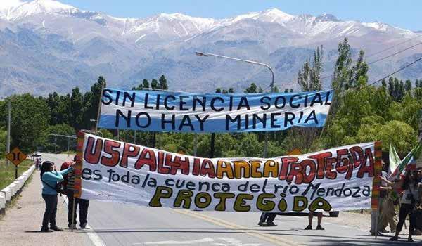 > Nowy argentyński ekstraktywizm Marian Sola Álvarez, Universidad Nacional de General Sarmiento, Argentyna Protest przeciwko wydobyciu w Mendoza, Argentina.