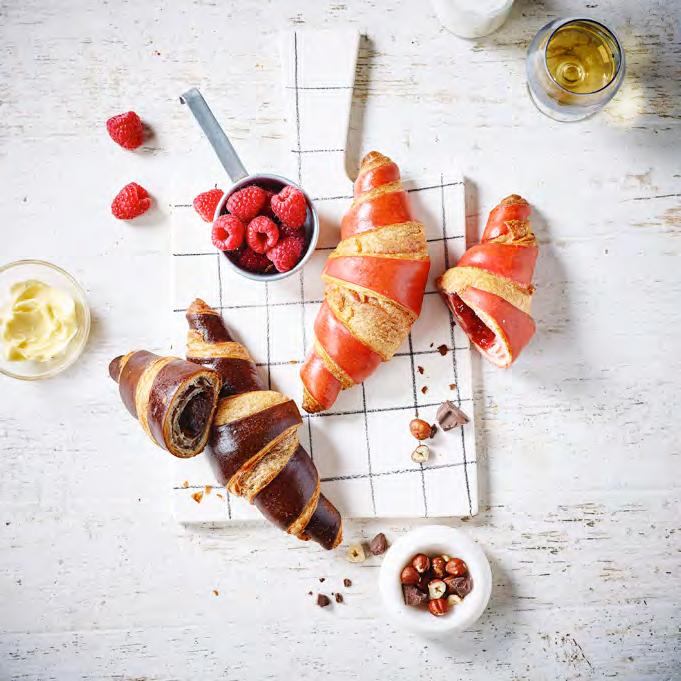 CIASTKA FRANCUSKIE 15 5001673 DWUKOLOROWY CROISSANT MAŚLANY Z