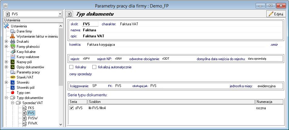 Specjalnym użytkownikiem jest administrator - Admin.