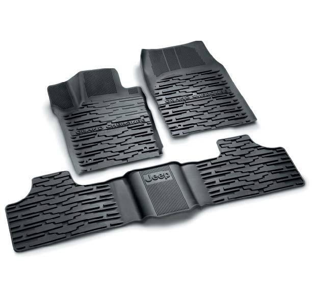 PERSONALIZACJA GUMOWE DYWANIKI PODŁOGOWE RUBBER FLOOR MATS W kolorze czarnym, z logo Jeep. Zestaw 3 dywaników. Do modeli z rocznika 2013-2014. In black with Jeep logo. Set of 3. For MY 2013-2014.