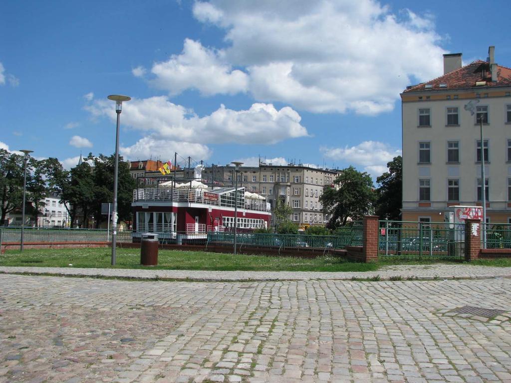 Projektowane miejsce montażu kamer Istniejący słup oświetleniowy Nr rysunku P5 Zamawiający Inwestycja Lokalizacja Zarząd Zieleni Miejskiej, ul.