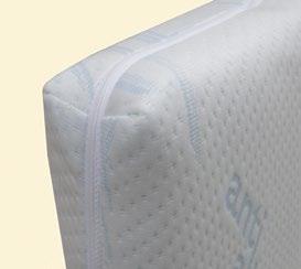 Można prać mechanicznie. Mattress protector 120 x 60cm Waterproof mattress protector with breathing membrane, fixed to a mattress with elastic. Product is intended for multiple use.