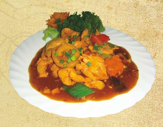 Chicken with Coconut 23,90 z³ 27.