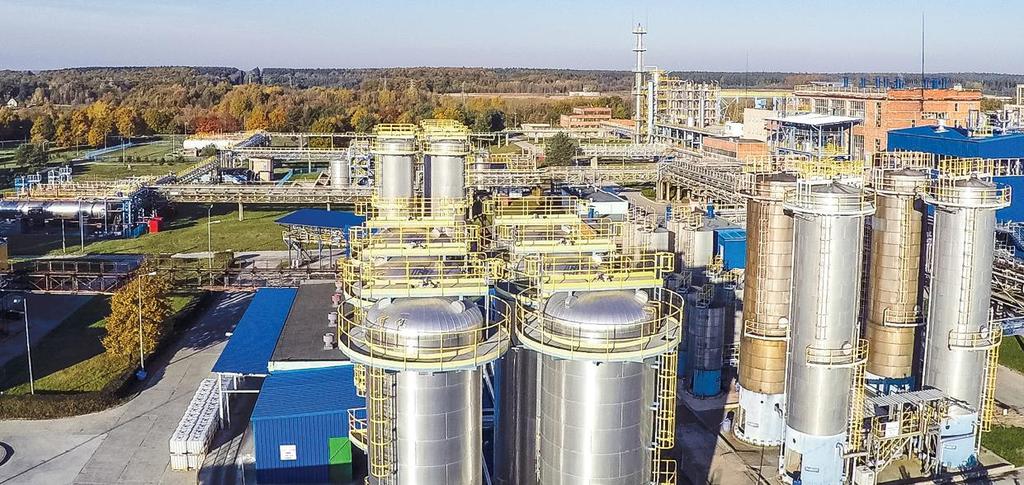 Grupa PCC Rokita Chemiczny producent rentowny biznes 202,7 mln zł zysk netto 139,2 % Y/Y (2015 84,8 mln zł) 290,4 mln zł EBITDA 84,7 % Y/Y (2015 157,2 mln