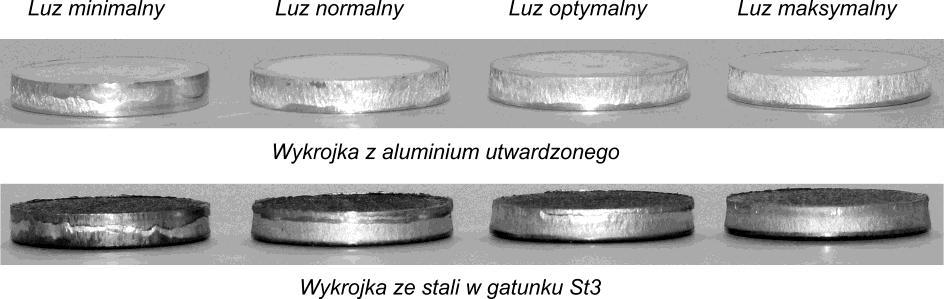 Z. Pater, G. Samołyk: Podstawy technologii obróbki plastycznej metali W tabeli 3.1 podano wartości luzów względnych stosowanych w procesach cięcia niektórych metali i stopów. Natomiast na rys. 3.5 pokazano widok elementów (wykrojek) otrzymanych w procesach wykrawania z zastosowaniem tych luzów.