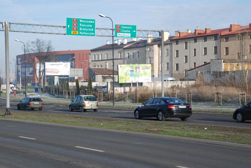 Nośnik usytuowany przy nowej trasie łączącej południową część Lublina z Centrum, Tablica widoczna dla wszystkich podróżujących od strony ul. Kunickiego (trasa Lublin-Biłgoraj/Przemyśl), ul.