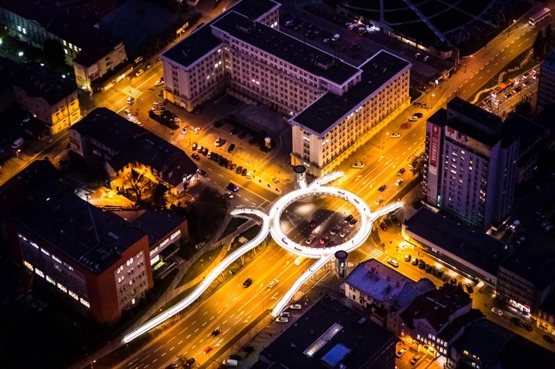 BUDOWA OKRĄGŁEJ KŁADKI NAD AL. PIŁSUDSKIEGO Fot.