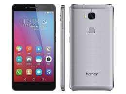 01 octa-core 1,5MHz 16GB/2GB RAM, karta do 128GB 151,3x76,3x8,2mm 158g Aparat 13Mpix, flesh LED, filmy 1080p, drugi 5Mpix GPRS,EDGE,3G,HSDPA,HSUPA, WiFi, LTE IPS-LCD, 16mln kolorów, 1080x1920pix 5,5