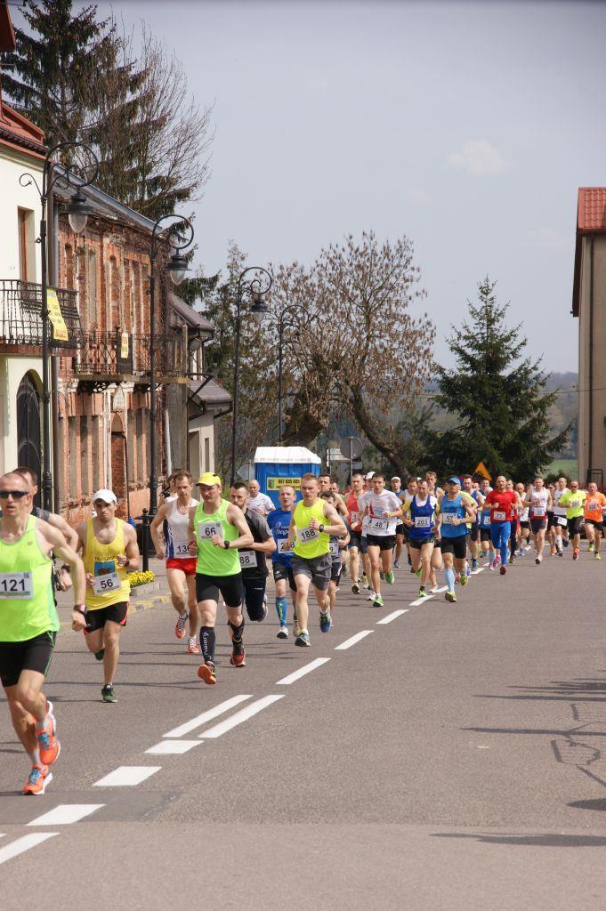 Nie sposób nie wspomnieć również o dużych z punktu widzenia logistyki, imprezach sportowych jakimi są biegi uliczne, które odbywają się przy okazji Wojciechowego Świętowania na Sportowo oraz obchodów