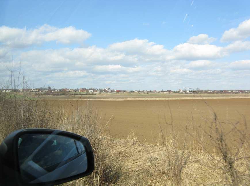 Taciszów uŝytki rolne między Kanałem Gliwickim a wsią Bycina.
