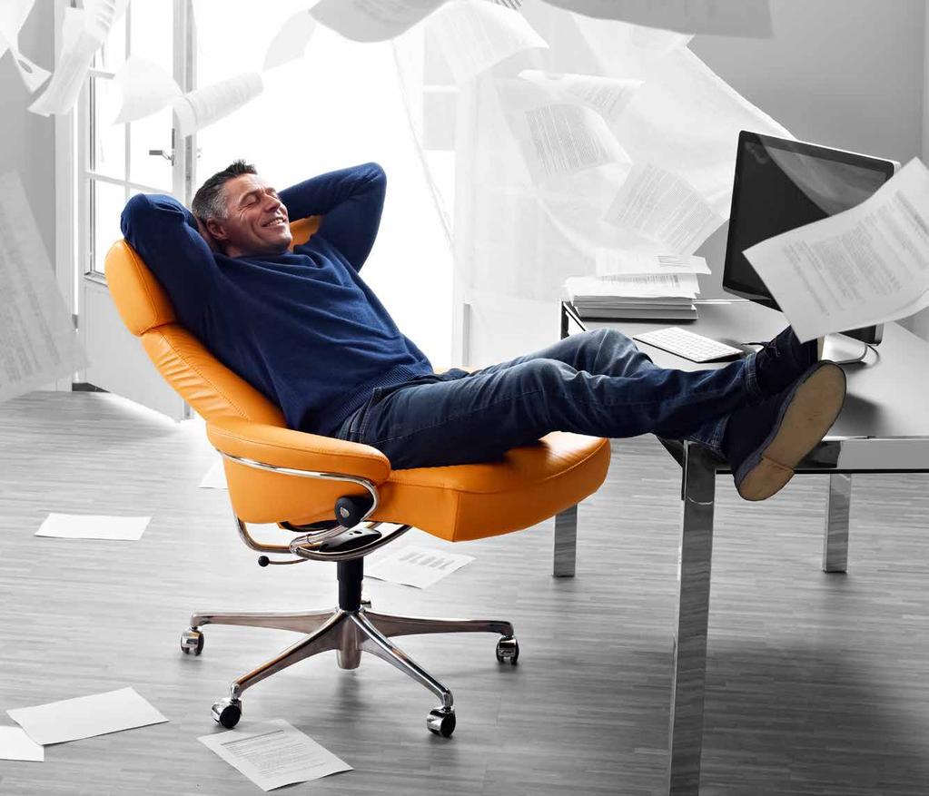 NOWOŚĆ Stressless Office 69 70 Nie wynaleźliśmy koła, ale wynaleźliśmy komfort na kółkach Każdy mebel Stressless może opowiedzieć