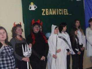 Matka Teresa z Kalkuty Spotkanie jasełkowe w naszym gimnazjum to jedno z najważniejszych wydarzeń w roku.
