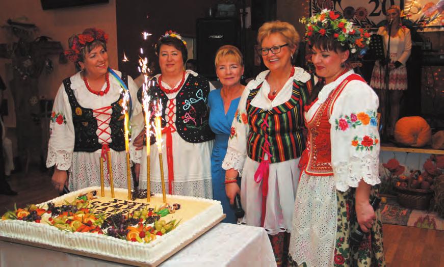Tematem przewodnim tegorocznego 35 Combru był folklor naszego regionu. Repertuar stanowił przekrój tradycji muzycznych przywiezionych z całego kraju do worka turoszowskiego.