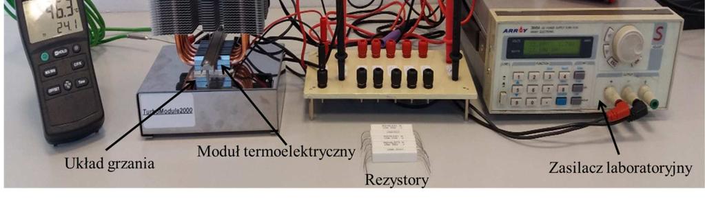 Do TurboModule2000 podłączyć zasilacz laboratoryjny prądu stałego służący do sterownia mocą grzałki układu ogrzewania modułu termoelektrycznego oraz zasilacz impulsowy (12VDC; 0,5A)