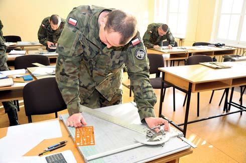 NAZWA KOD KURS DOSKONALĄCY RACHMISTRZÓW 2 tygodnie Dwa mundury polowe, zasobnik piechoty górskiej lub zasobnik żołnierski wz.