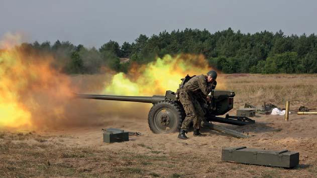 NAZWA KURS OBSŁUG 85 mm ARMATY D-44 KOD 5 dni Dwa mundury polowe, zasobnik piechoty górskiej lub zasobnik żołnierski wz. 93, strój sportowy, przybory piśmiennicze do sporządzania notatek.