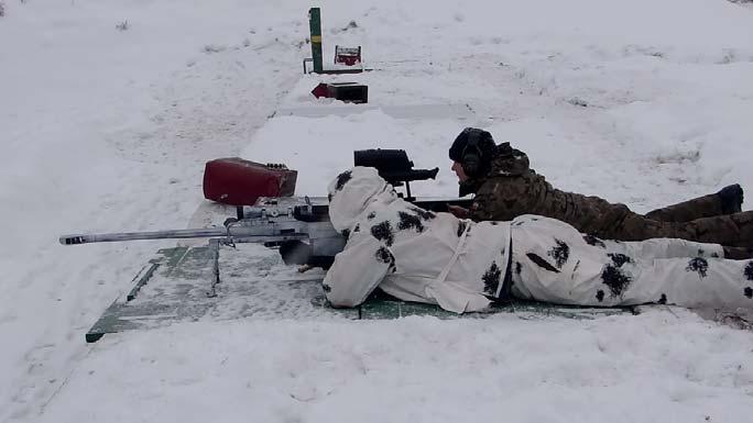 NAZWA KURS ZASADY EKSPLOATACJI I UŻYTKOWANIA 12,7 mm wkw TOR oraz 8,6 mm kbw KOD 8355023 5 dni Dwa mundury polowe, dwie pary trzewików, zasobnik piechoty górskiej lub zasobnik żołnierski wz.