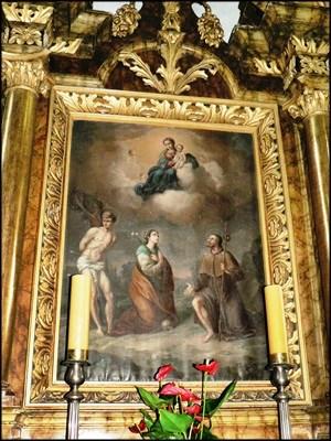 3) ołtarz trzech świętych: Rocha, Sebastiana i Rozalii; 4) ołtarz