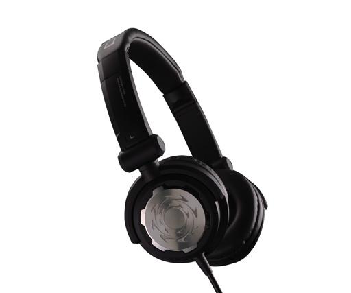000 Hz waga: 2,2g dostępne w kolorze srebrnym lub czarnym DN-HP700 Profesjonalne słuchawki dla Djów i realizatorów dźwięku zamknięty typ obudowy w celu zapewnienia jak najlepszego tłumienia dźwięków