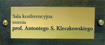 Biuletyn AGH nr 97 Pracownicy pełniejszym zwieńczeniem dokonań profesora i stworzonej przez Niego szkoły było opracowanie Mapy obszarów głównych zbiorników wód podziemnych w Polsce wymagających