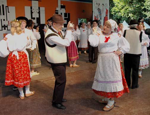 Zespół Jodełki Żagań Polska scurt timp, următoarele ediţii vor ajunge în Bucovina, apoi în Ungaria şi Slovacia.