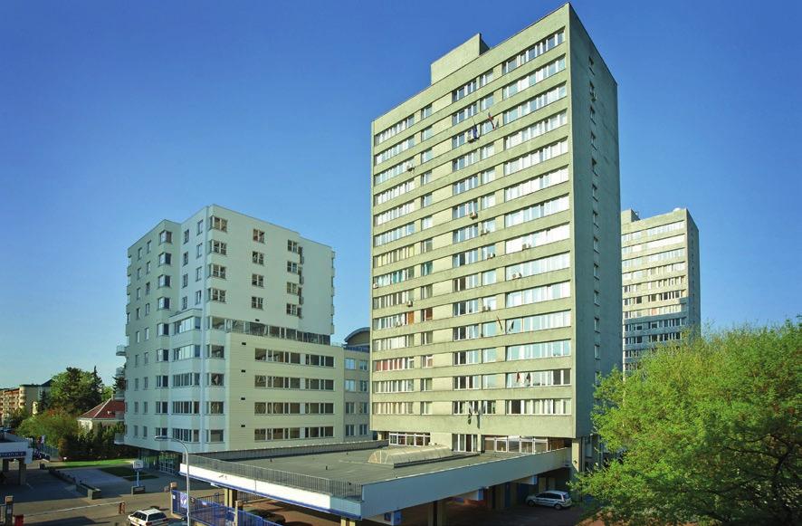 Rejtana 15 Warszawa, Mokotów WARSZAWA, Mokotów REJTANA 15 to budynek, w którym znajduje się około 4 400 m2 powierzchni biurowej do wynajęcia.