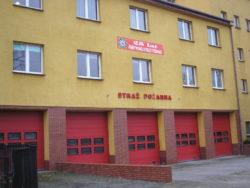 Święty Florian patron strażaków. OSP Ścinawa (fot. T. śmigielski) Jedną z najstraszniejszych plag minionych wieków były pożary.