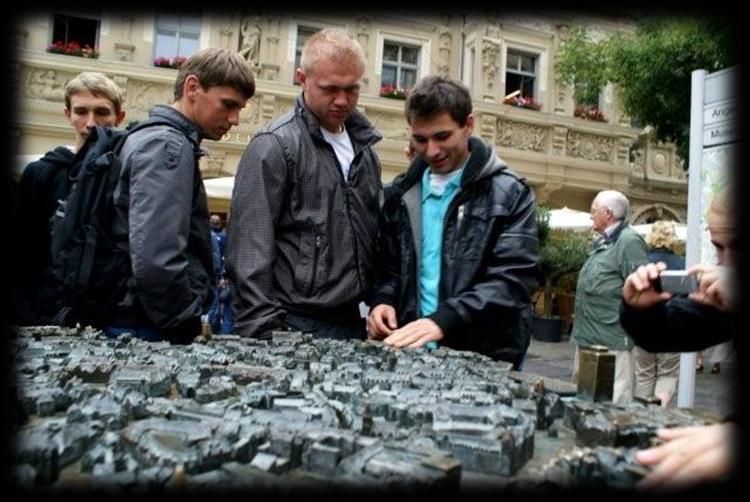 kraju / regionu docelowego (przewodnik turystyczny) Wycieczki fakultatywne, wejścia do muzeum,