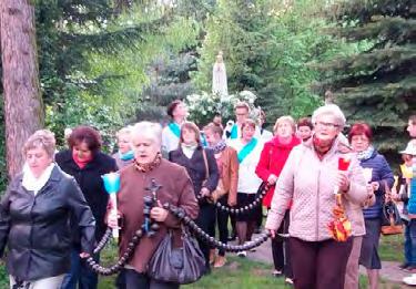AKTUALNOŚCI 13.05 Nabożeństwo Fatimskie - 100-na rocznica objawień. Zapraszamy na to piękne nabożeństwo każdego 13 dnia miesiąca od maja do października 14.05 Pierwsza Komunia Święta - I grupa 21.