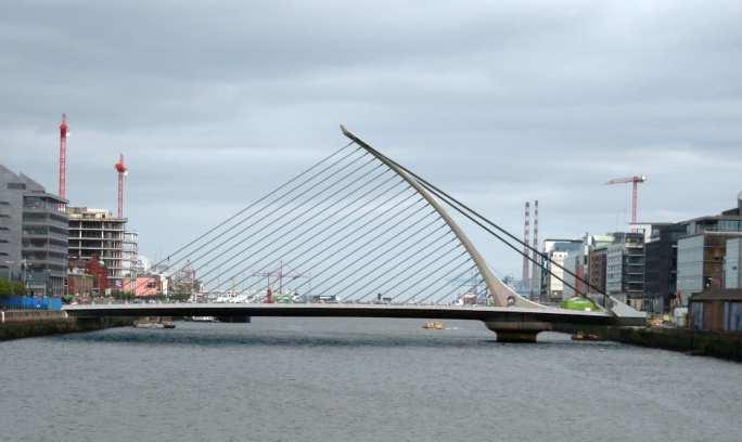 SAMUEL BECKETT BRIDGE Samuel Beckett Bridge, Dublin, Irlandia, 2000-2009r. Rys.123. Most im. Samuela Becketta. Źródło: http://www.dublincity.