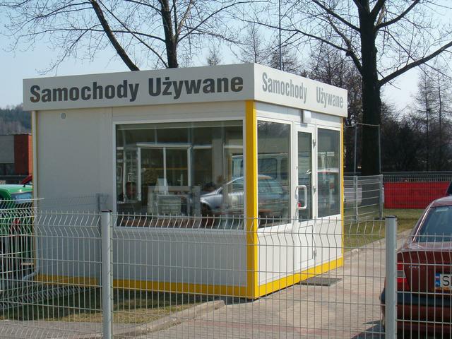 - W naszej firmie wykorzystujemy technologię kontenerowych systemów przenośnych, dzięki której oferowane przez nas wyroby charakteryzują się dużą wytrzymałością na niekorzystny wpływ czynników