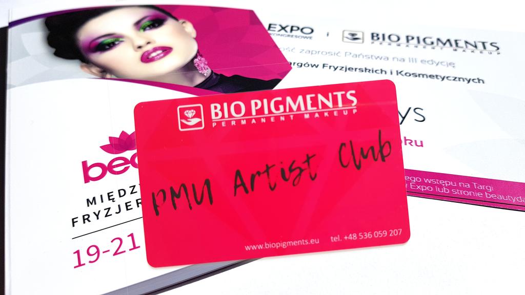 PMU ARTIST CLUB Chcesz być na bieżąco z najlepszymi ofertami? Chcesz otrzymywać bezpłatny poradnik do makijażu permanentnego? Chcesz uzyskać dostęp do najlepszych promocji?