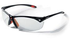 S1301-CC 10 120 120 S1305-CS 12 144 144 S1301-CC S1305-CS min. Bezpieczeństwo w dobrym stylu. Lekkie, stylowe i nowoczesne okulary oferują doskonałą ochronę i nie ograniczają pola widzenia.
